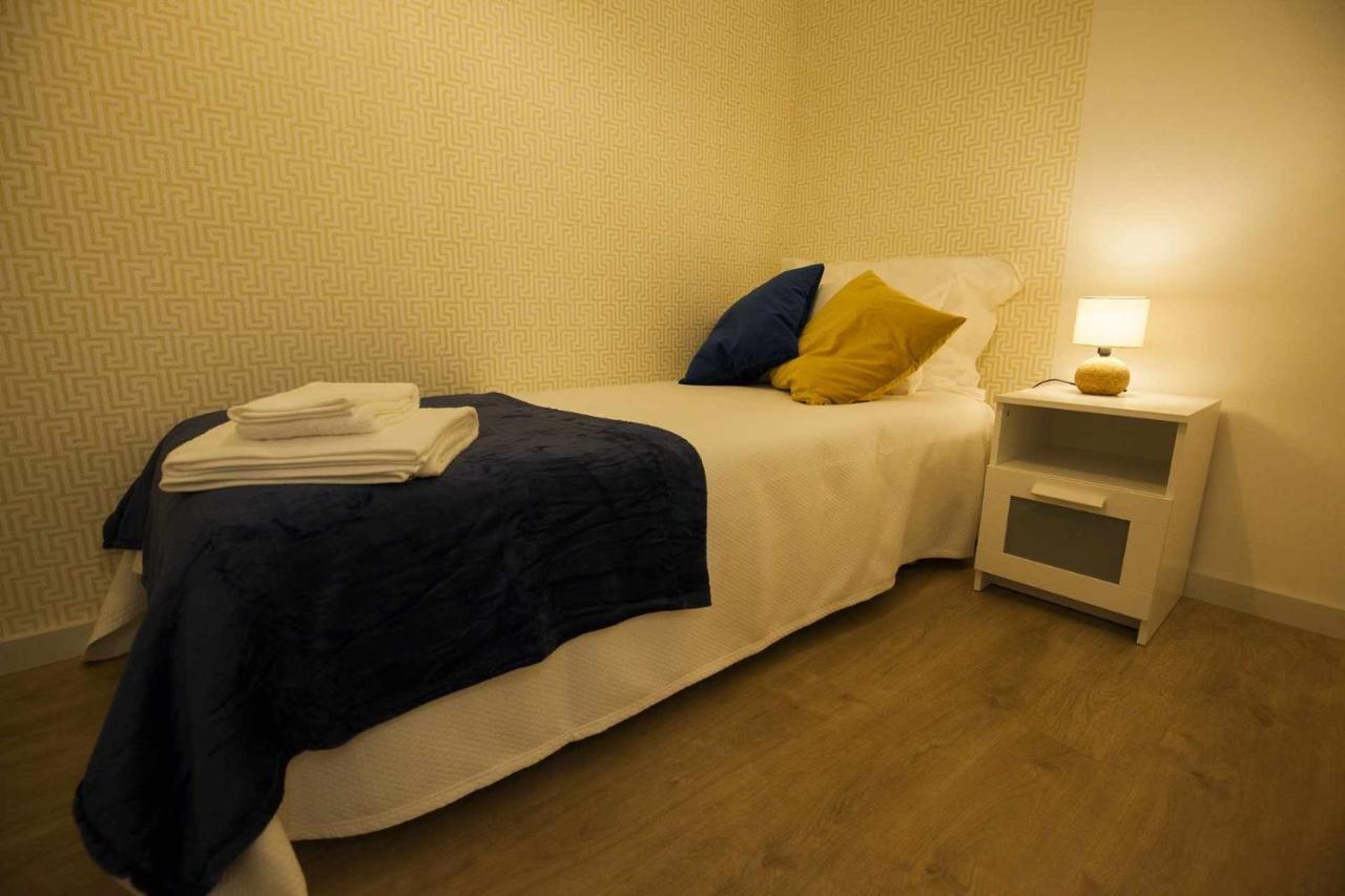 Golden & Blue House O Seu Novo Espaco No Porto Zewnętrze zdjęcie